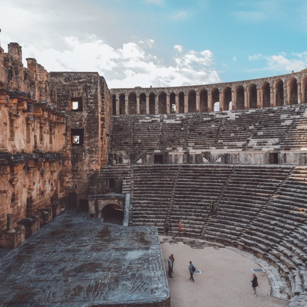 the interior of an ancient roman amphit