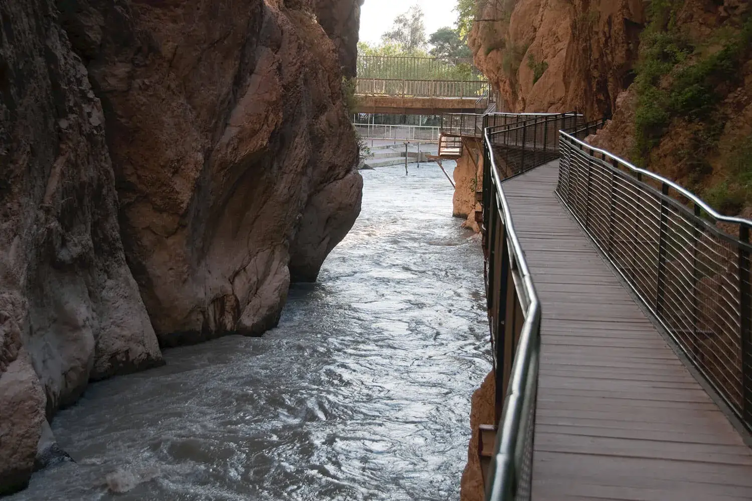 Boardwalk into the narrow gorge at Saklıkent