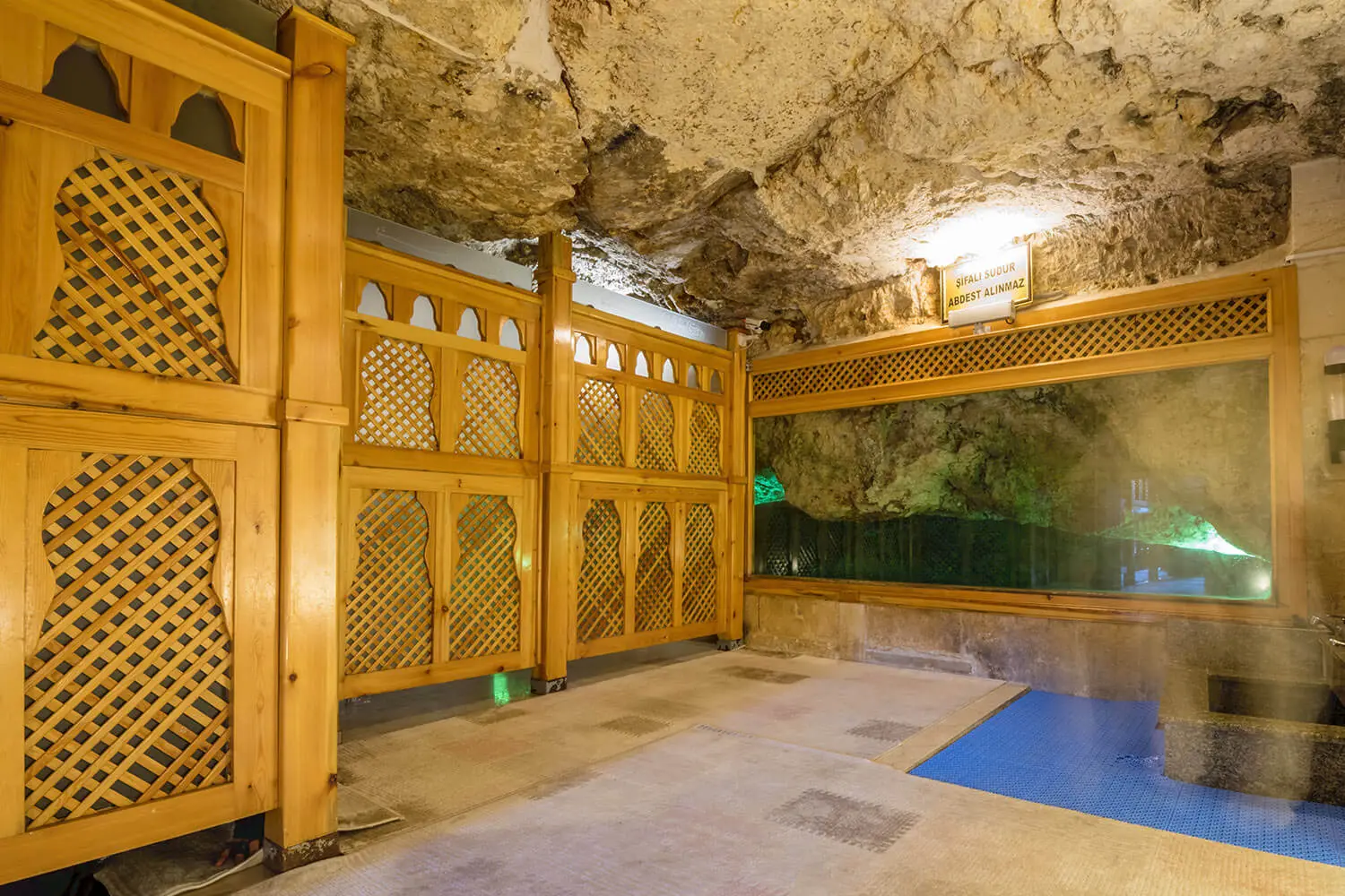 Lattice screens inside the Cave of Abraham
