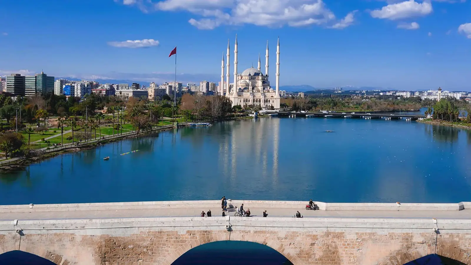 Taşköprü and the Sabancı Mosque over the Seyhan river